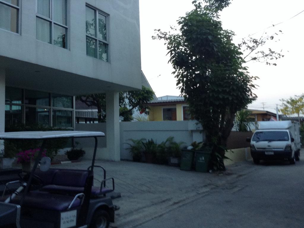 The City At Fifty Banguecoque Exterior foto